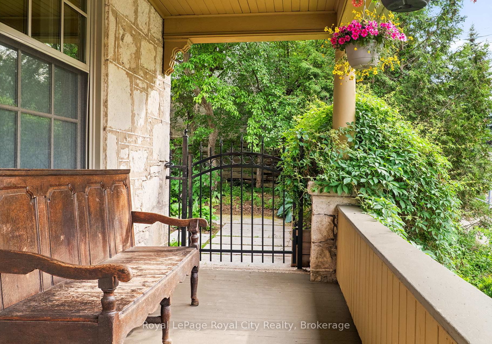 19-london-road-e-guelph-ontario-x13412228