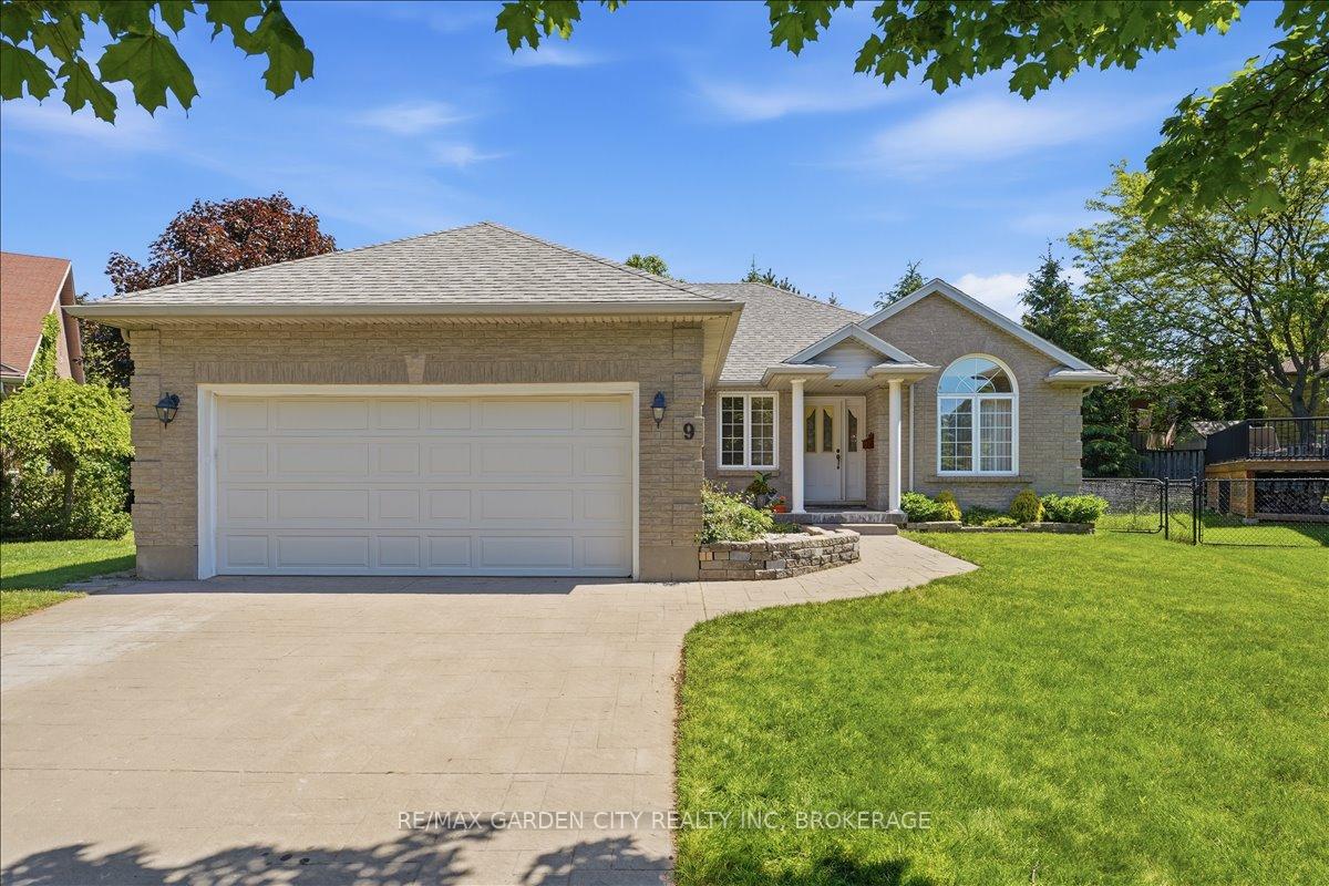 9-evelyn-court-pelham-ontario-x13412824