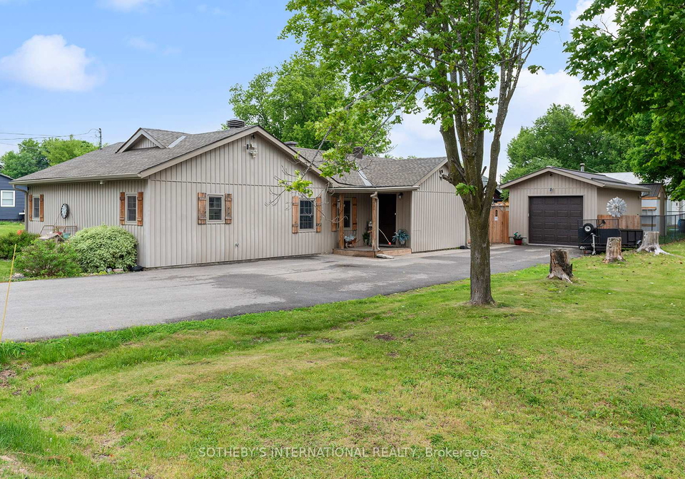 21-alice-street-smiths-falls-ontario-x13413080