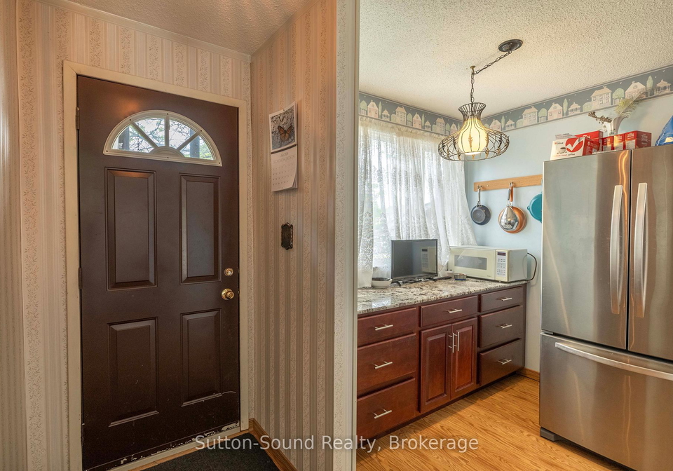 laurie-crescent-owen-sound-ontario-x13413158
