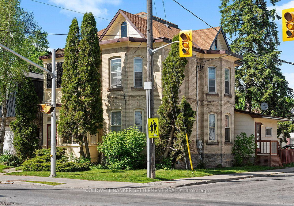 55-wilson-street-w-perth-ontario-x13413236
