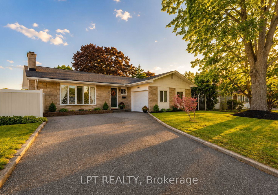 39-hadley-circle-ottawa-ontario-x13413314