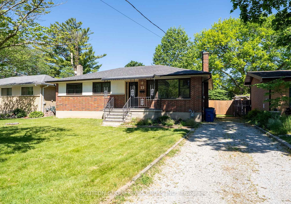 23-redbud-drive-chatham-kent-ontario-x13413366