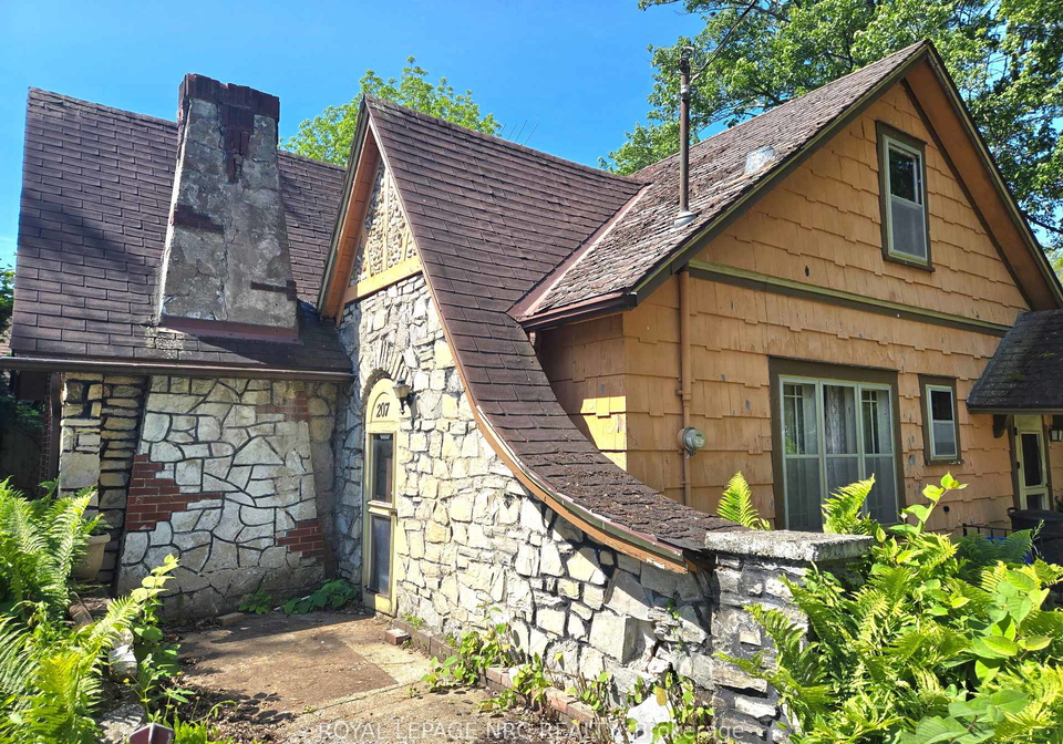 207-derby-road-fort-erie-ontario-x13413384
