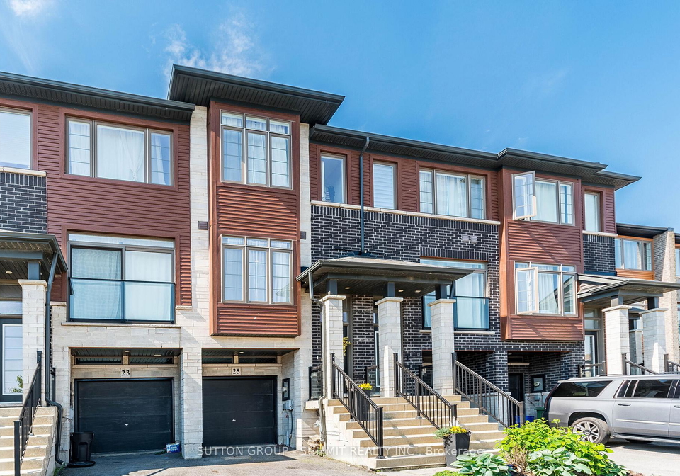 25-soho-street-hamilton-ontario-x13413470