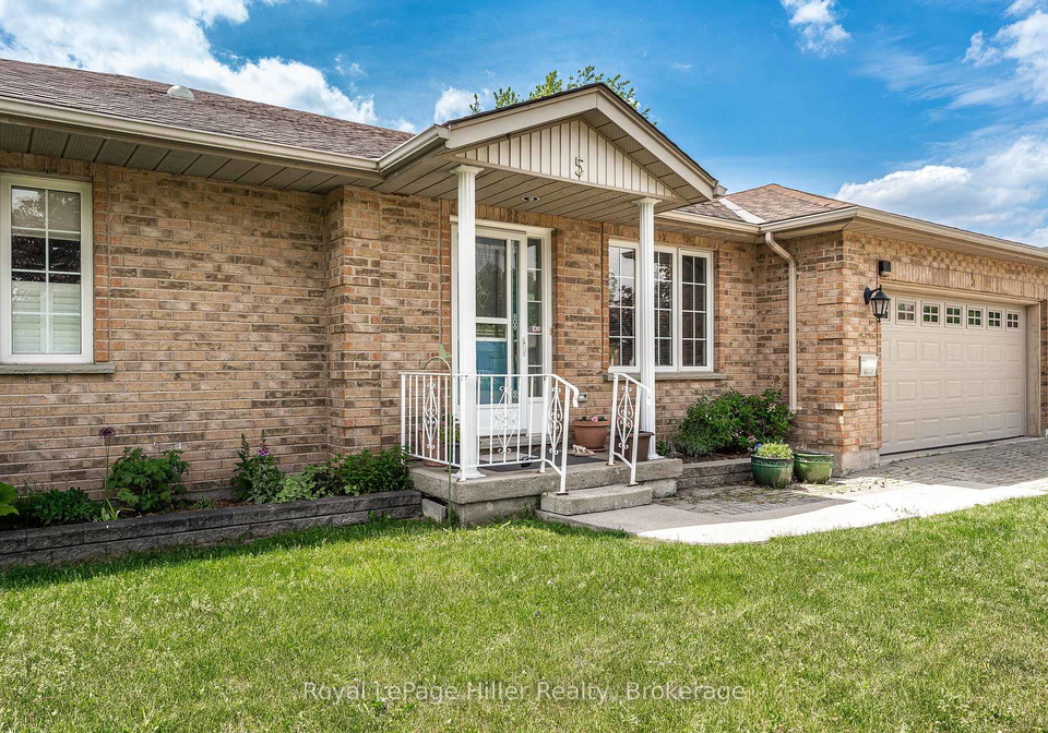 5-moore-street-stratford-ontario-x13413586