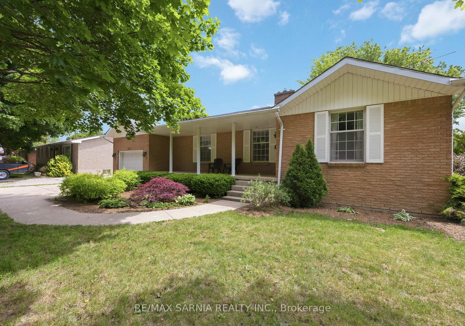 941-wilson-street-chatham-kent-ontario-x13413620
