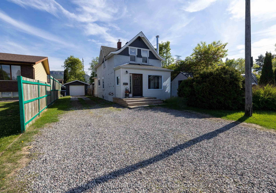 404-amelia-street-thunder-bay-ontario-x13413760
