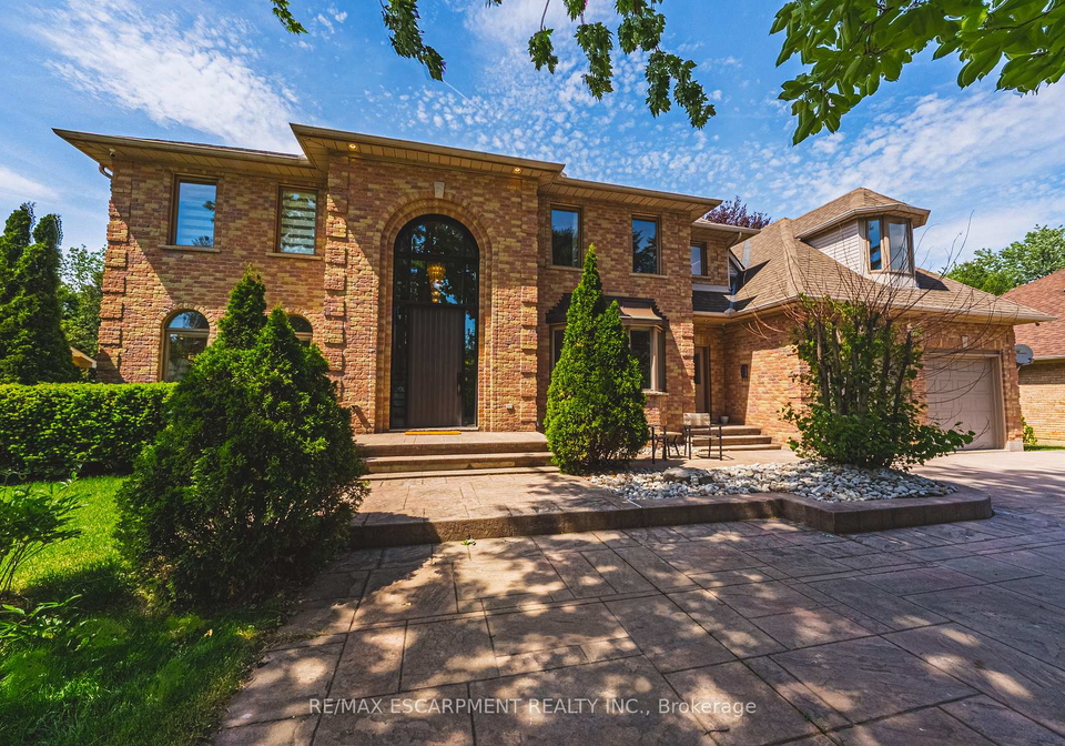 399-golf-links-road-hamilton-ontario-x13414102