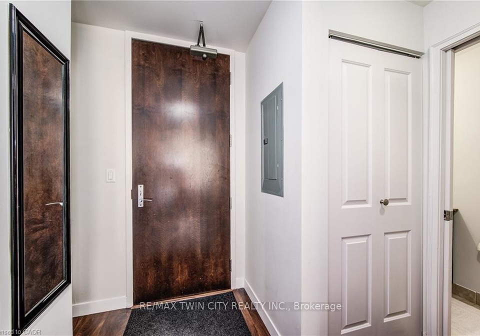 191-king-street-s-waterloo-ontario-x13414198