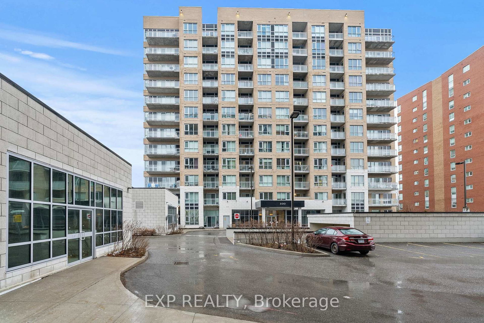 330-titan-private-ottawa-ontario-x13414540