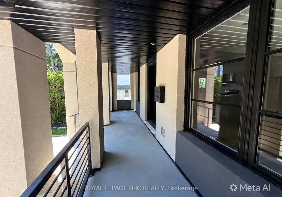10-main-floor-dundas-crescent-st-catharines-ontario-x13414662