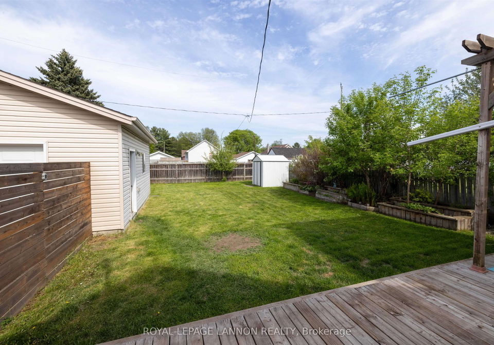 1126-broadmore-avenue-thunder-bay-ontario-x13414792