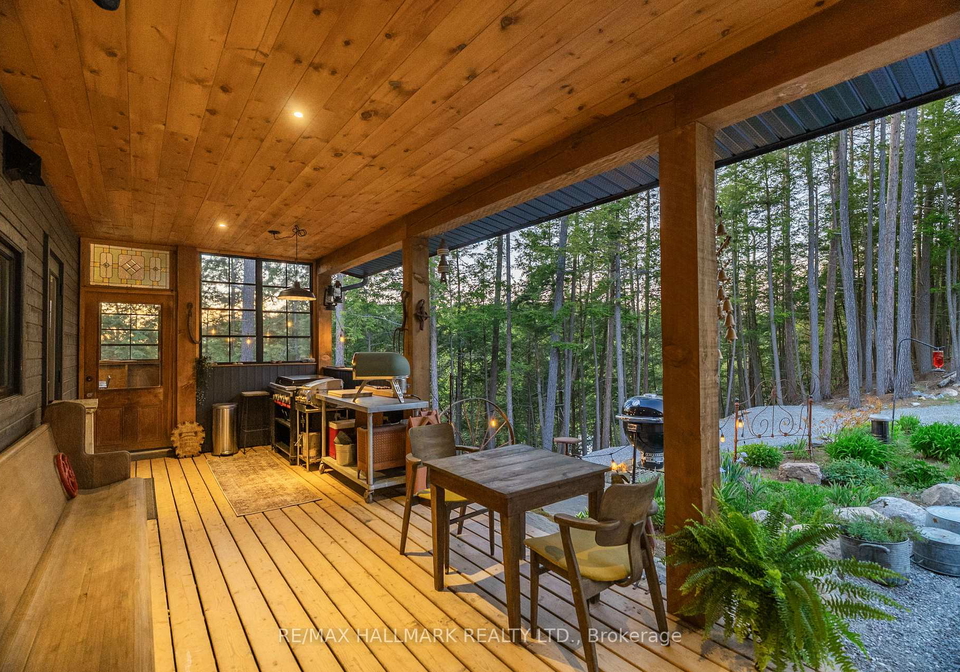 1157-artisan-lane-dysart-et-al-ontario-x13414892