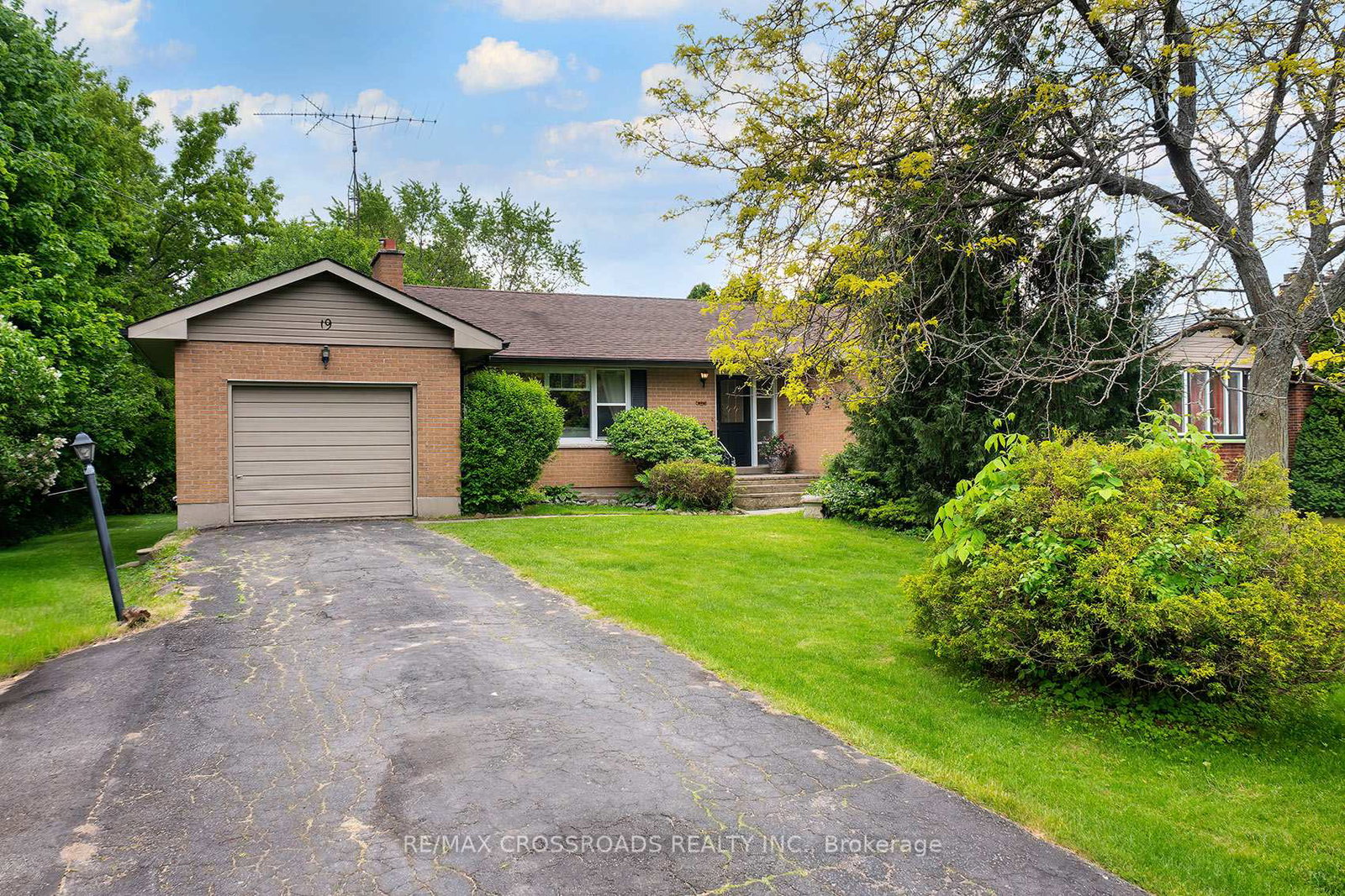 19-orchard-avenue-cobourg-ontario-x13414986