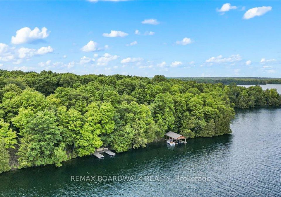 6296-big-island-rideau-lakes-ontario-x13415178