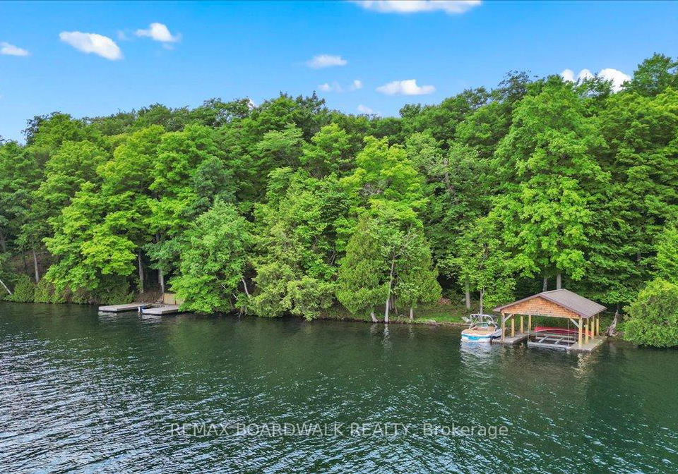 6296-big-island-rideau-lakes-ontario-x13415178