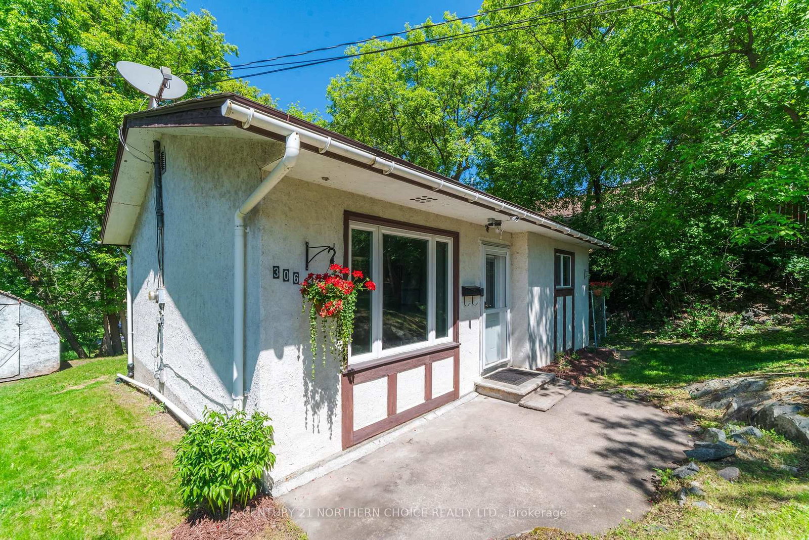 306-fourth-street-north-kenora-ontario-x13415308