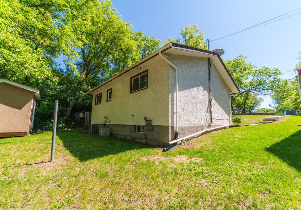 306-fourth-street-north-kenora-ontario-x13415308