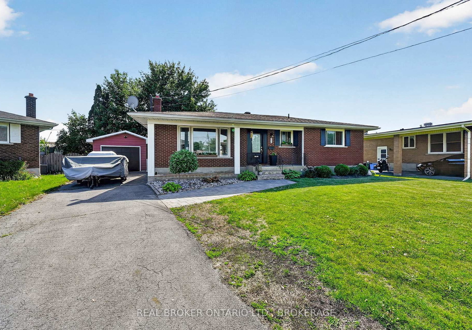 821-haldimand-crescent-cornwall-ontario-x13415346