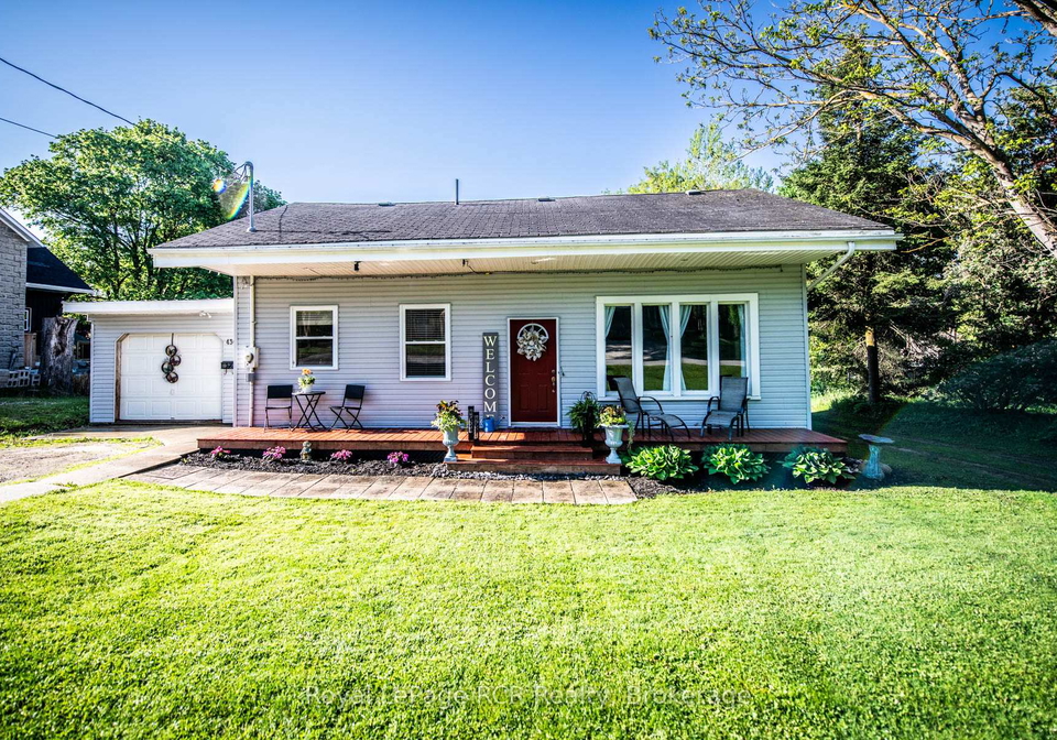 430-queen-street-west-w-wellington-north-ontario-x13415436