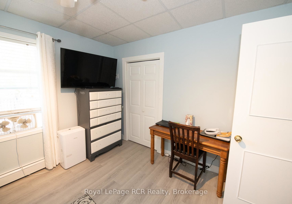 430-queen-street-west-w-wellington-north-ontario-x13415436