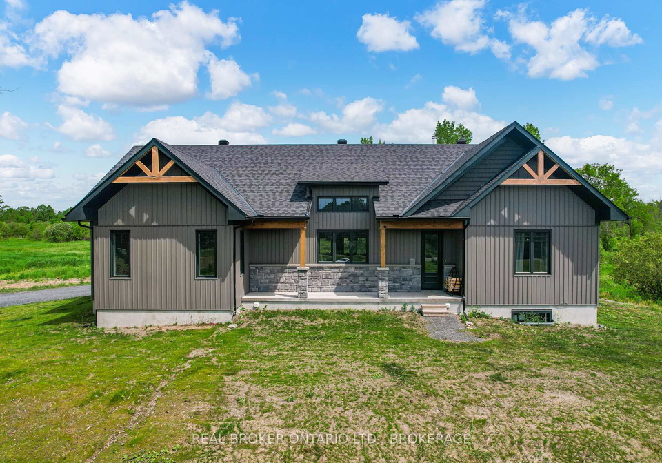 16119-eamer-road-south-stormont-ontario-x13415548