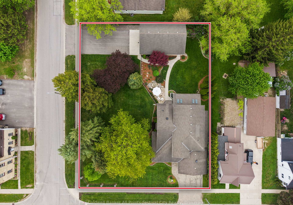 259-dinsley-street-north-huron-ontario-x13415552