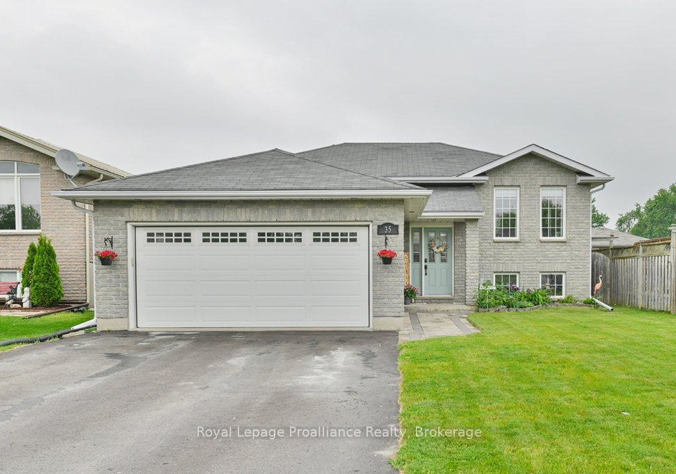 35-ridgeview-lane-quinte-west-ontario-x13415586
