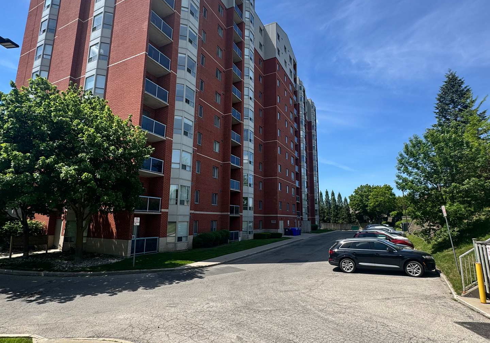 30-chapman-court-london-north-ontario-x13415602
