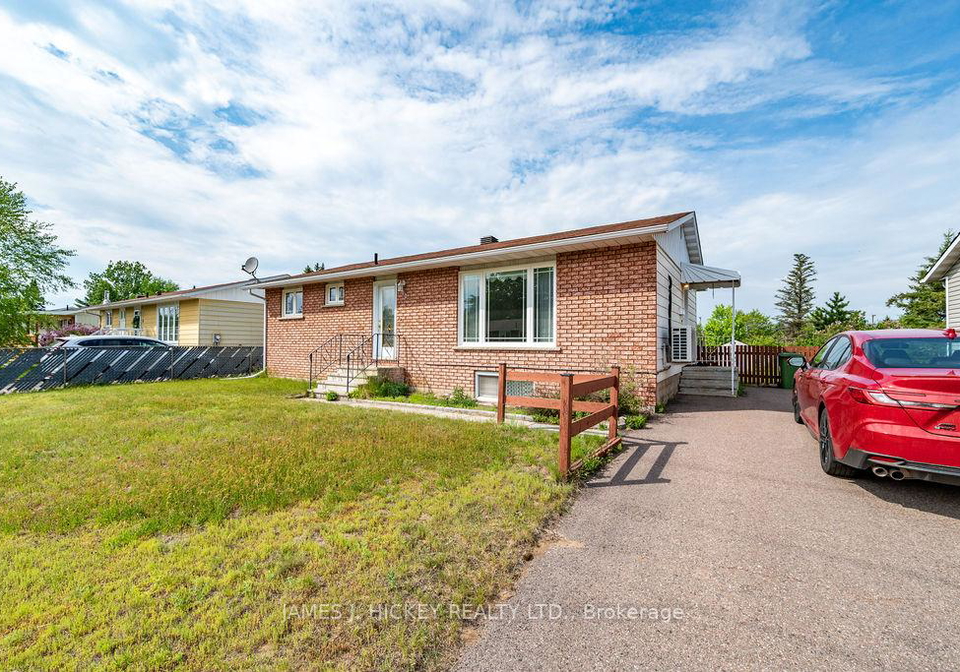 72-herman-street-petawawa-ontario-x13415668