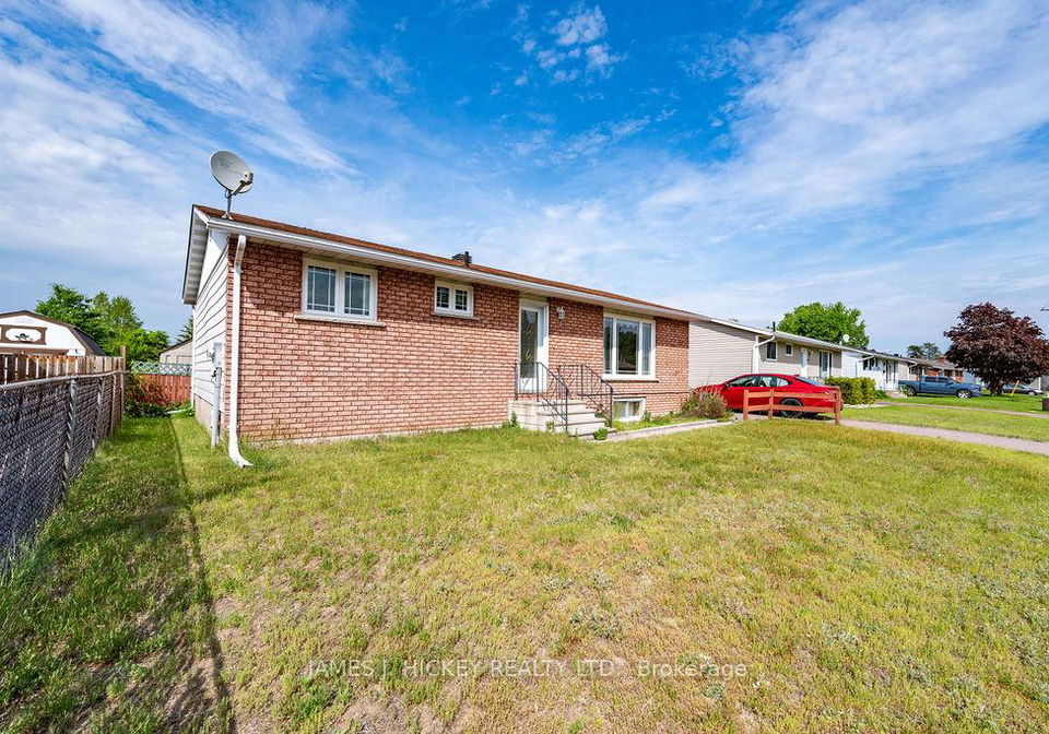 72-herman-street-petawawa-ontario-x13415668