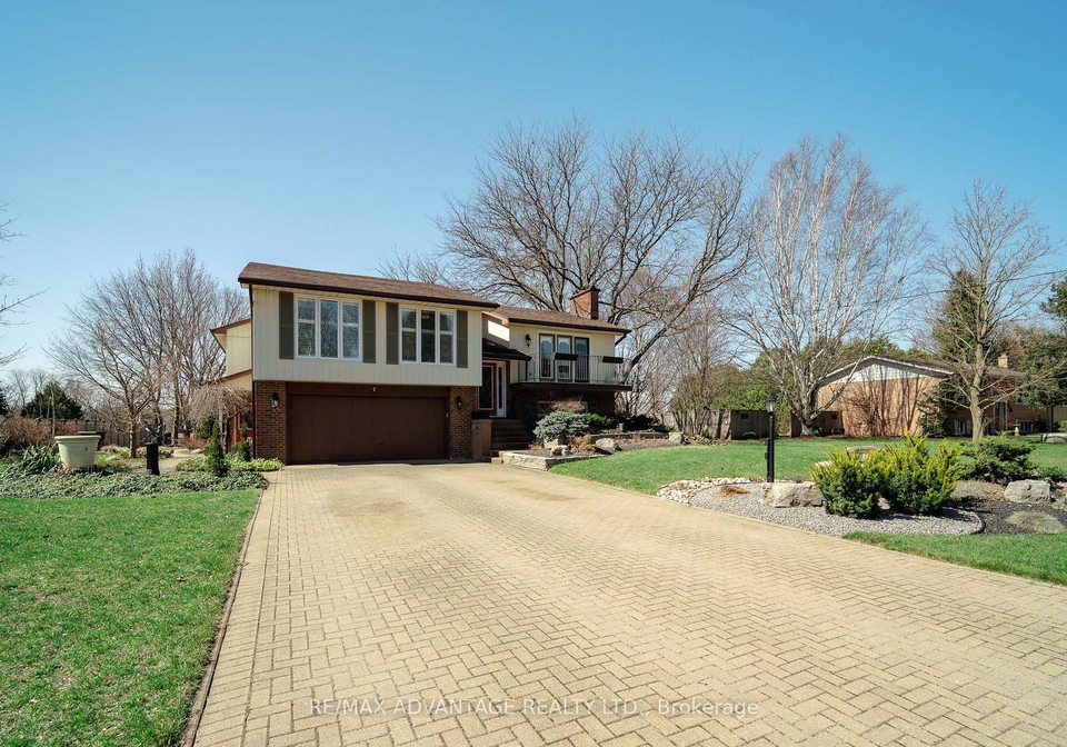 7-mckay-street-middlesex-centre-ontario-x13415728