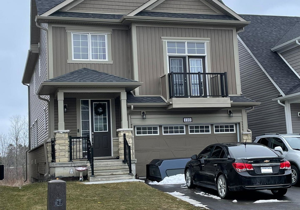 110-oakmont-drive-loyalist-ontario-x13415784