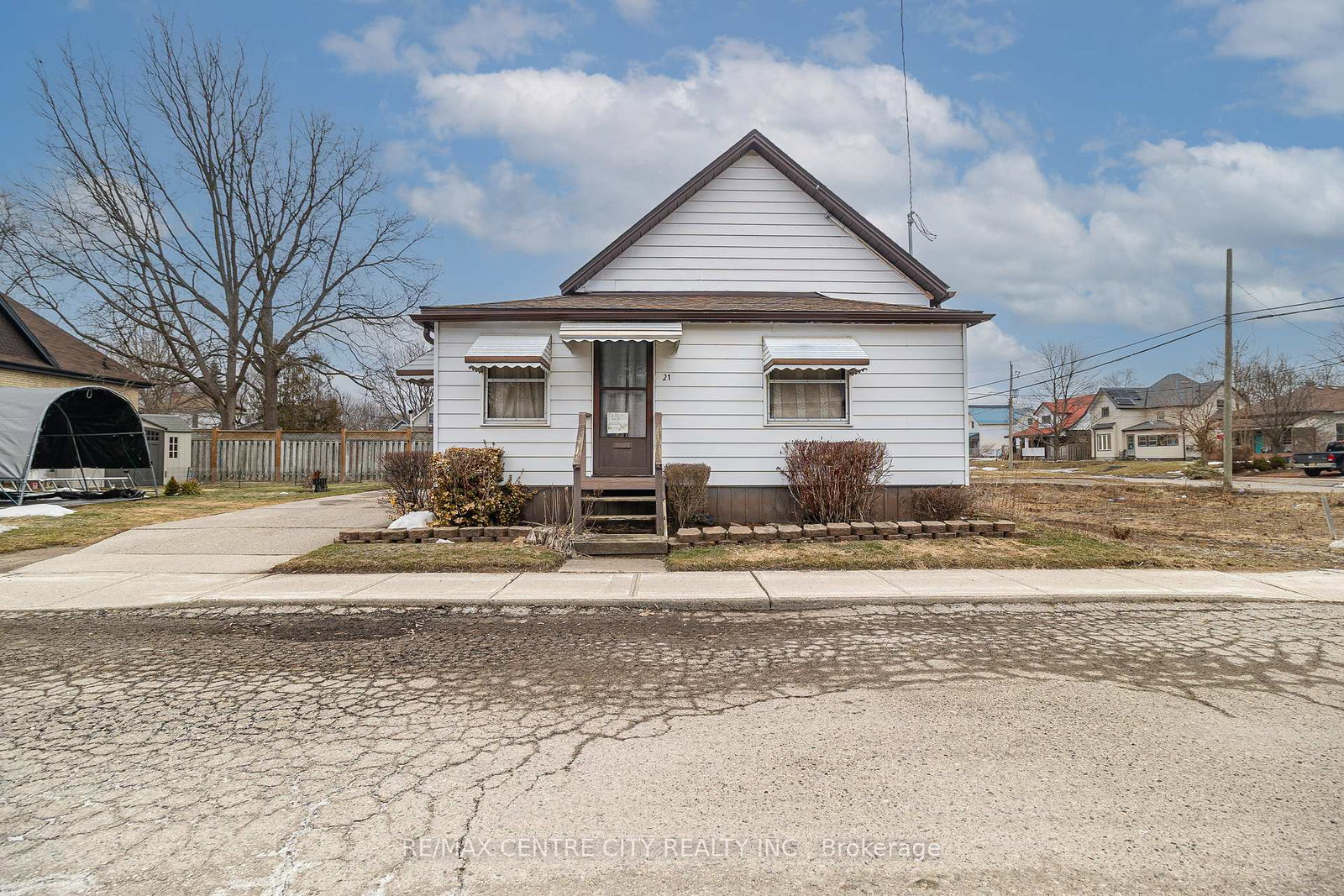 21-owaissa-street-st-thomas-ontario-x13415800
