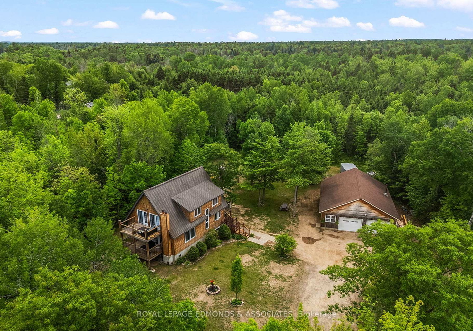 1583-zion-line-whitewater-region-ontario-x13416080