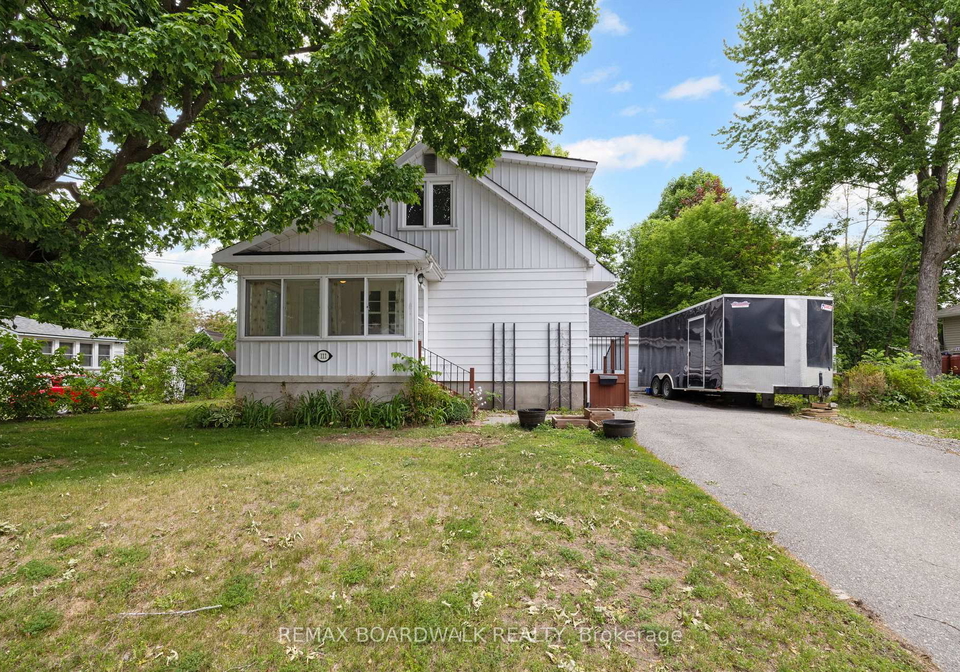 111-beckwith-street-e-perth-ontario-x13416108