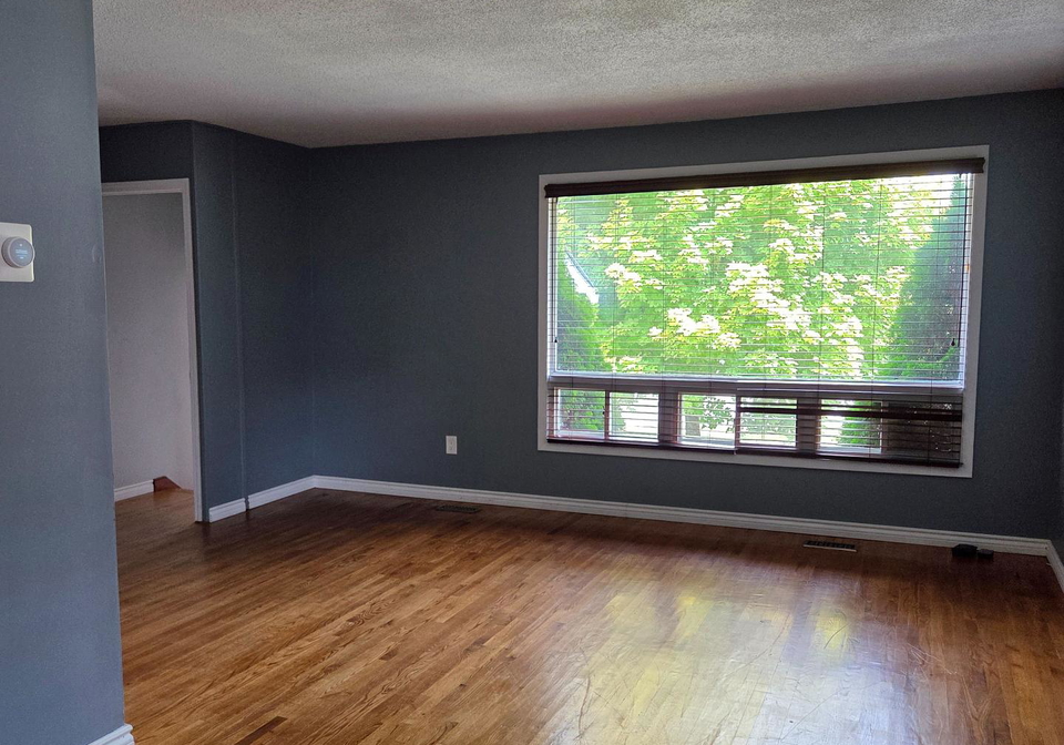 947-southlawn-drive-peterborough-ontario-x13416114