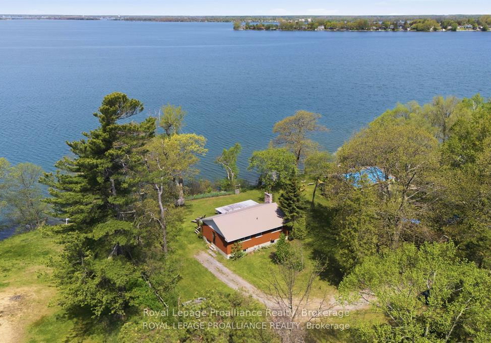 40-mayne-lane-prince-edward-county-ontario-x13416332