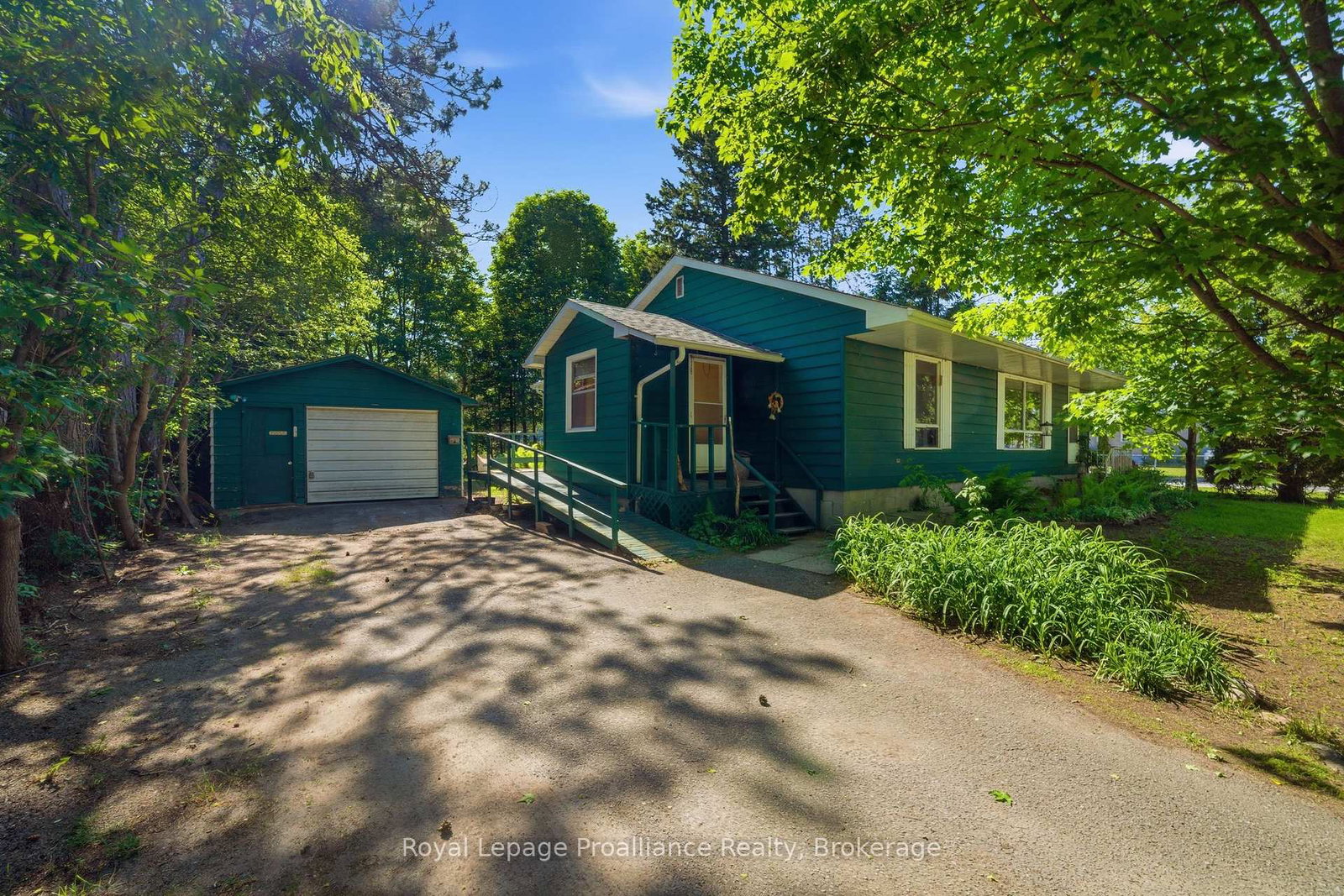 12310-highway-41-addington-highlands-ontario-x13416344