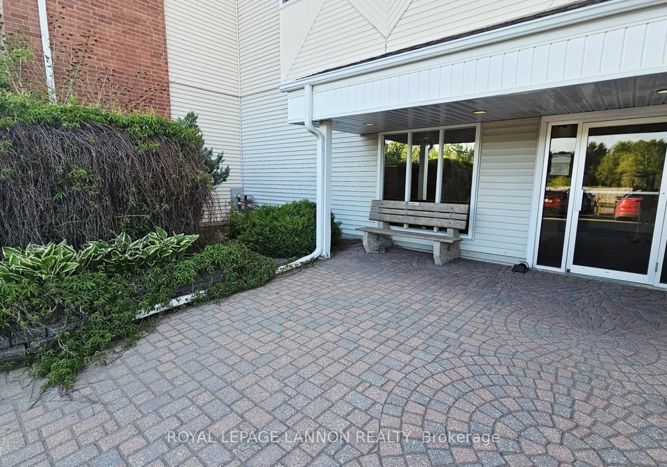 725-james-street-s-thunder-bay-ontario-x13416518