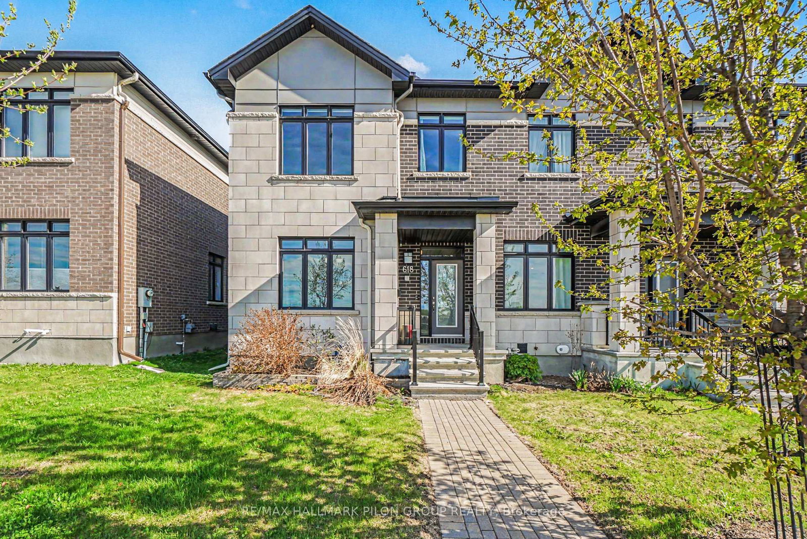 618-mikinak-road-ottawa-ontario-x13416904