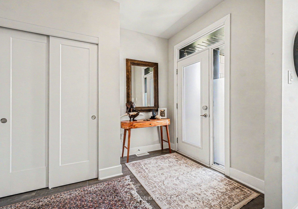 618-mikinak-road-ottawa-ontario-x13416904