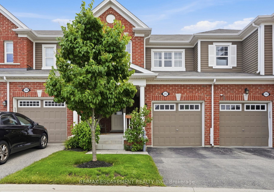 242-waterbrook-lane-kitchener-ontario-x13416956