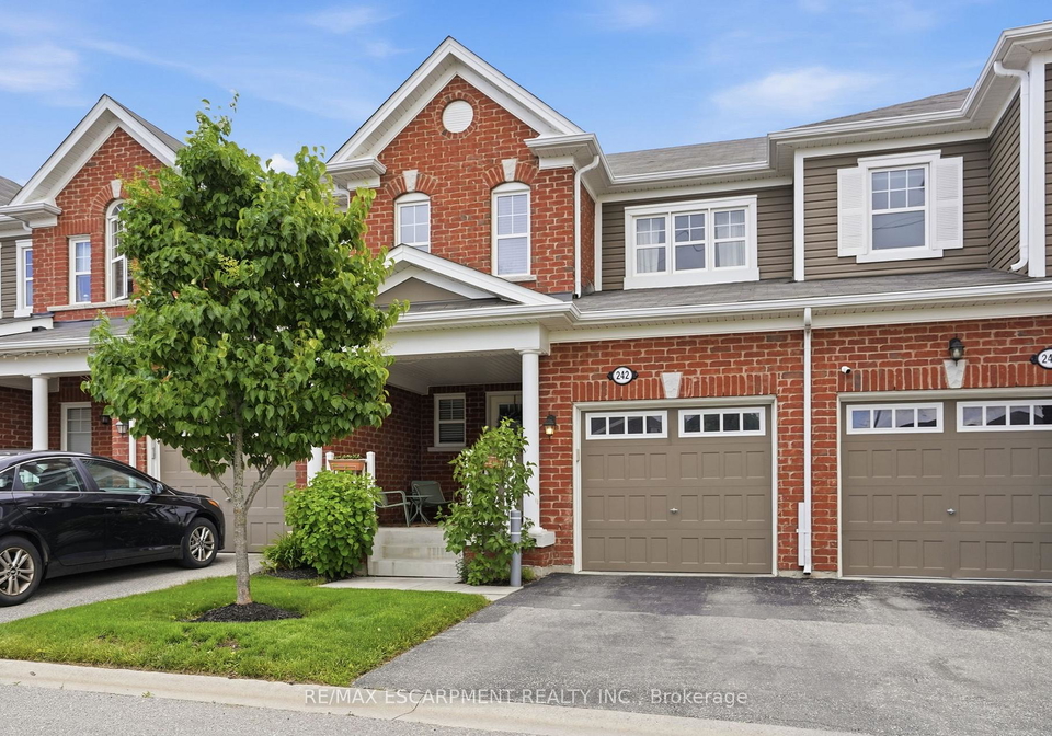 242-waterbrook-lane-kitchener-ontario-x13416956
