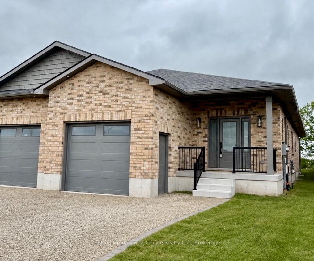95-kenton-street-west-perth-ontario-x13416966