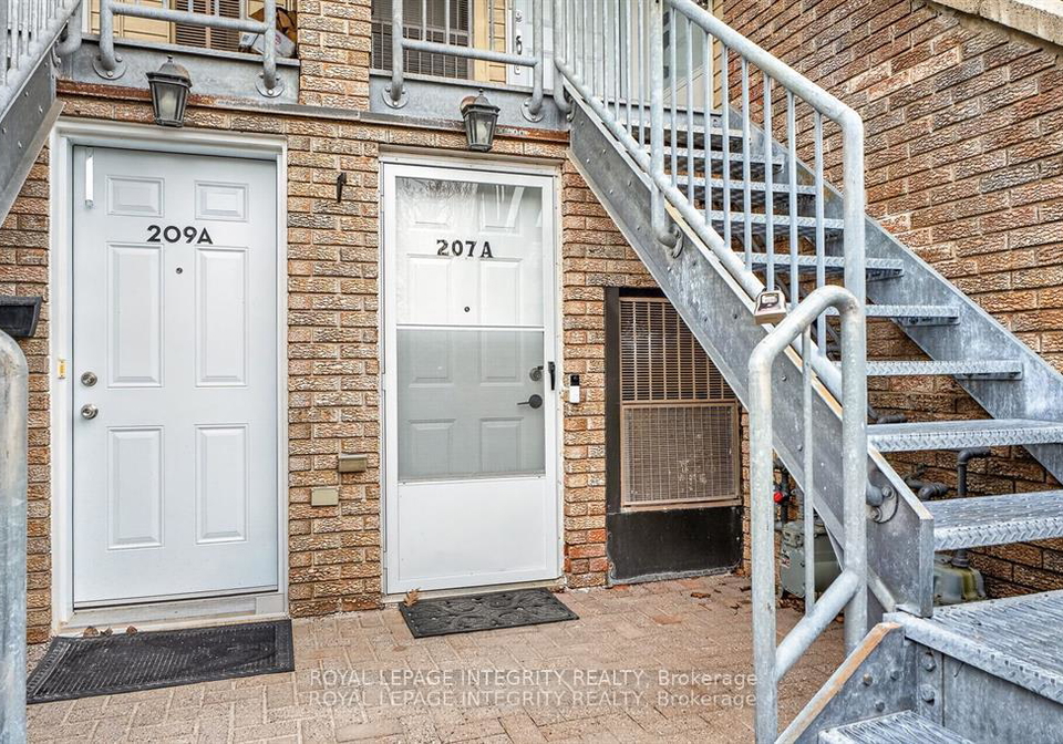 207-woodfield-drive-ottawa-ontario-x13417008