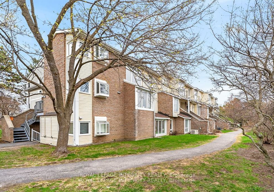 207-woodfield-drive-ottawa-ontario-x13417008