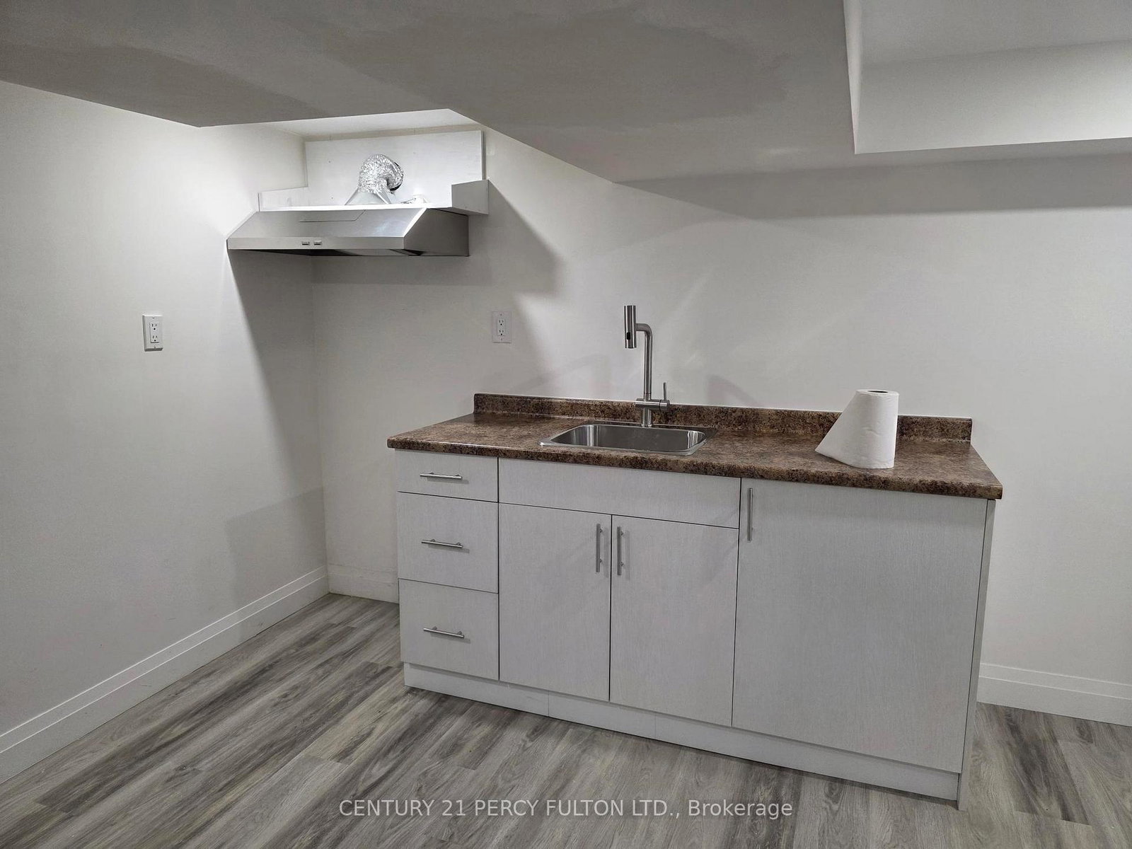 15-ottawa-street-s-hamilton-ontario-x13417012