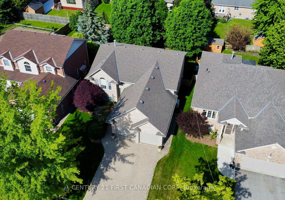 4-oakwood-court-st-marys-ontario-x13417032